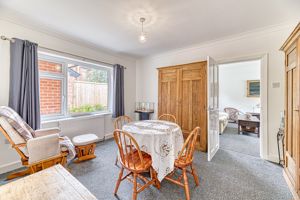 Dining Room- click for photo gallery